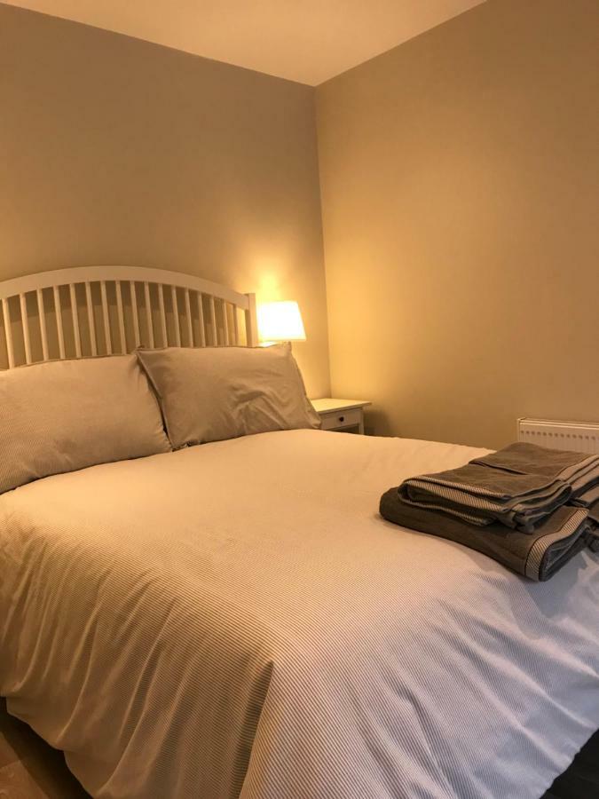 Bush House Accommodation - The Courthouse Apartment Bushmills Ngoại thất bức ảnh